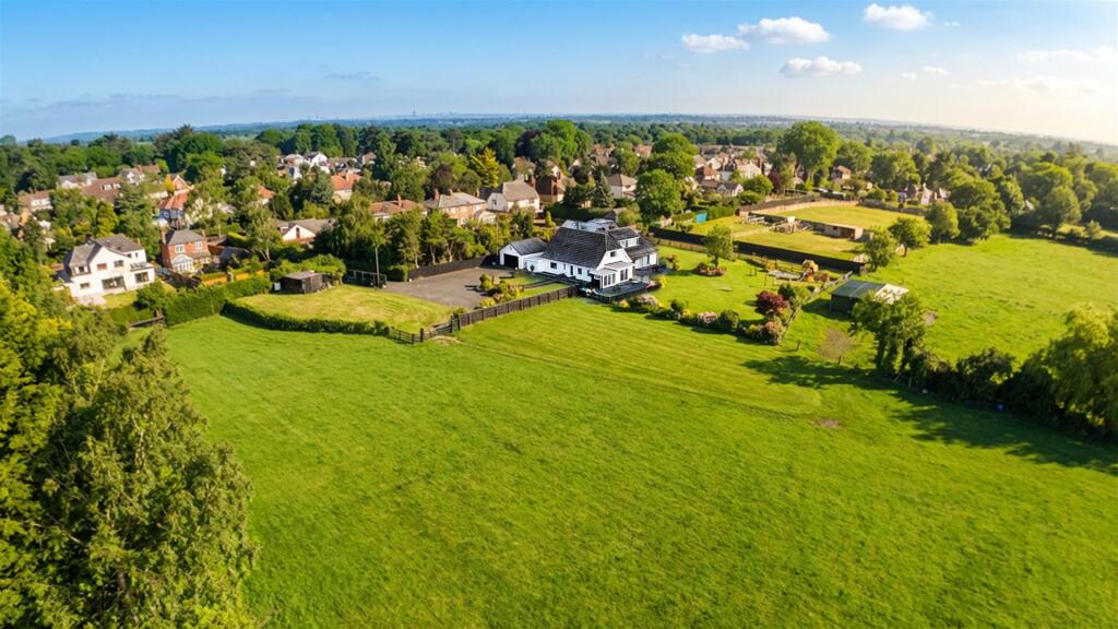 Main image of property: Hooton Road, Willaston, Neston