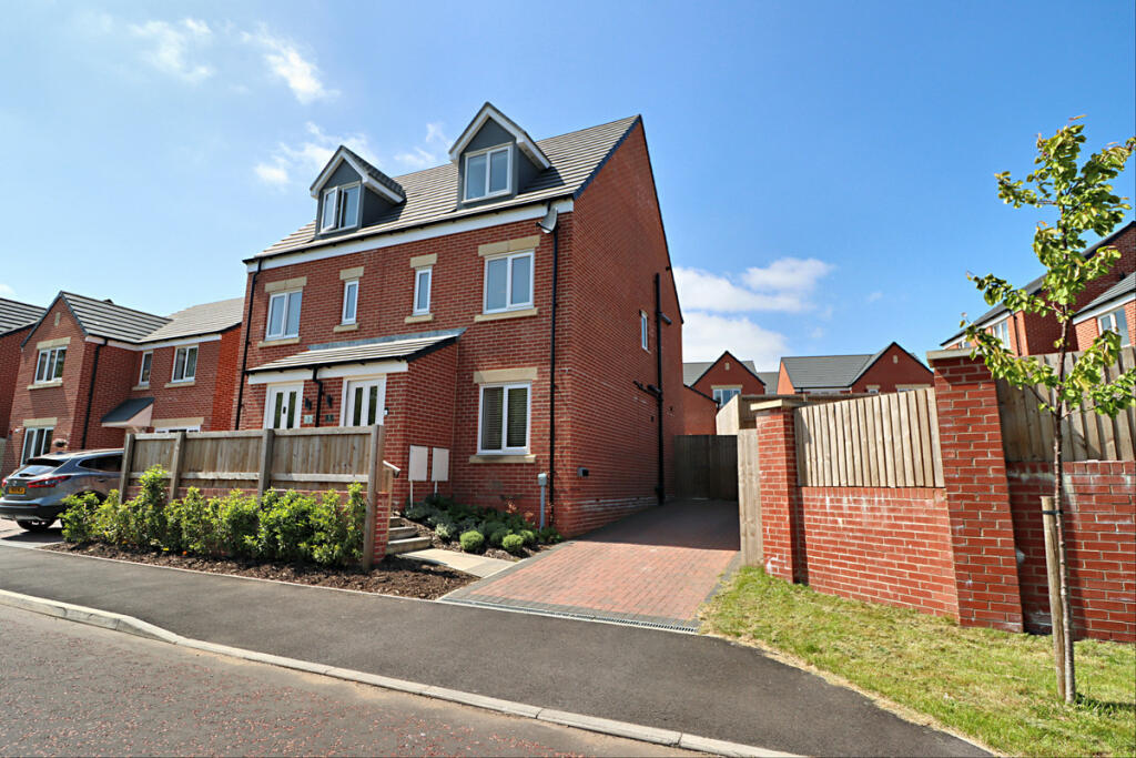 3 bedroom semidetached house for sale in Packington Brook, Accrington, BB5