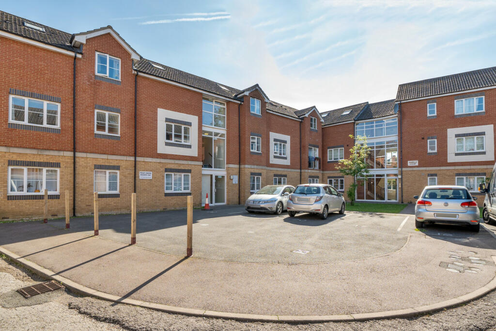 2 bedroom apartment for sale in Isabelle Court, Kettering, NN16