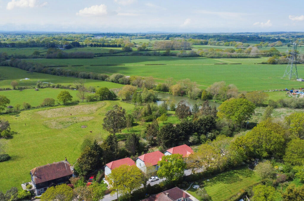 4 bedroom detached house for sale in The Laurels, Hickstead, RH17