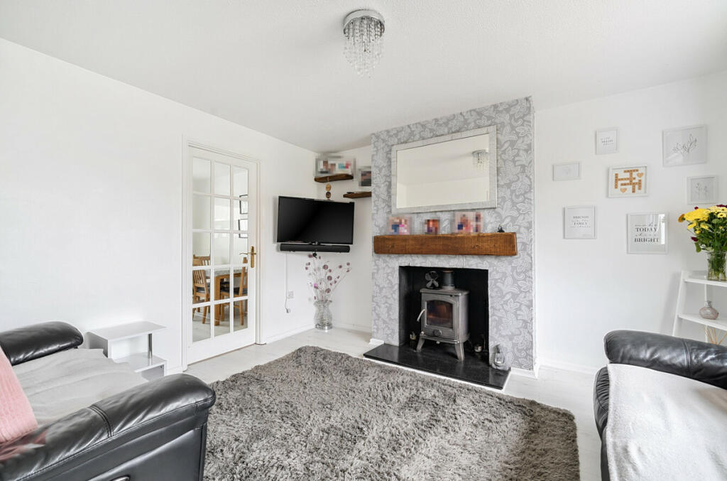 3 bedroom terraced house for sale in Rosemellin, Camborne, TR14