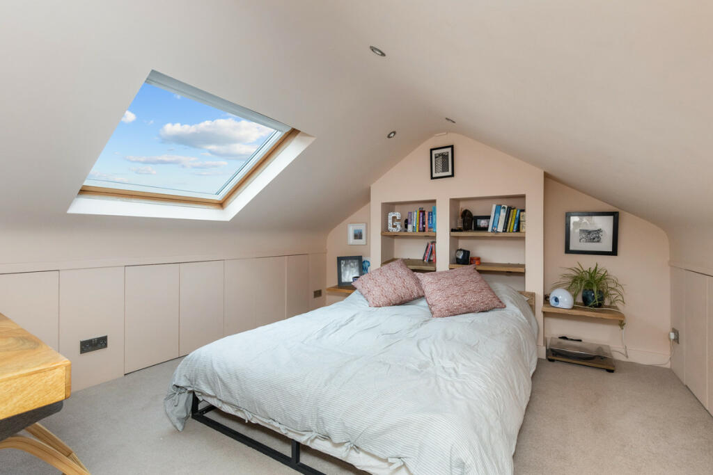 Additional property image - Stoneham Road, Hove, BN3