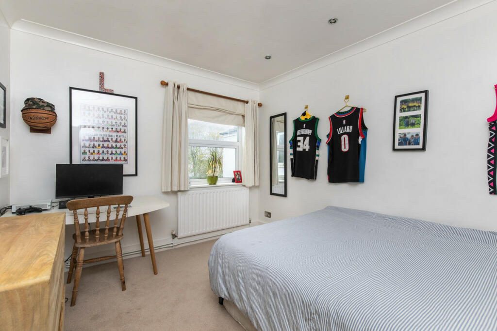 Additional property image - Stoneham Road, Hove, BN3
