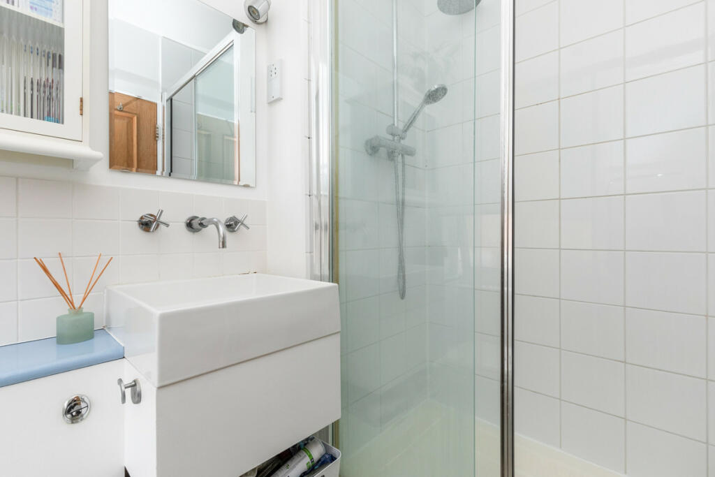 Additional property image - Stoneham Road, Hove, BN3