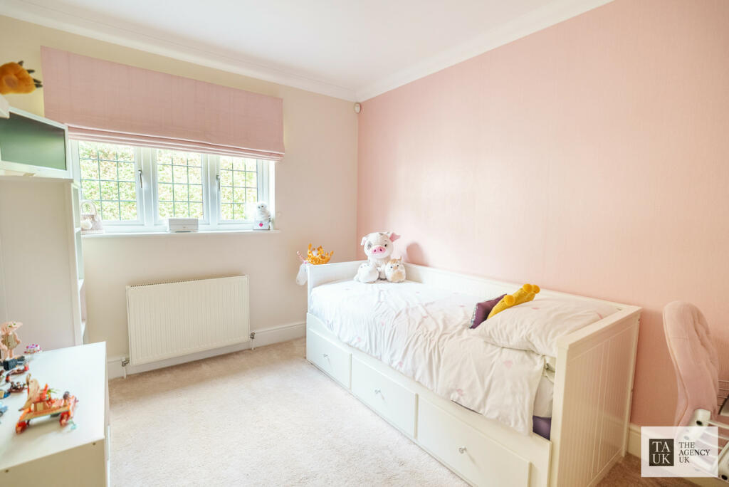 Additional property image - Nags Head Lane, Brentwood, CM14