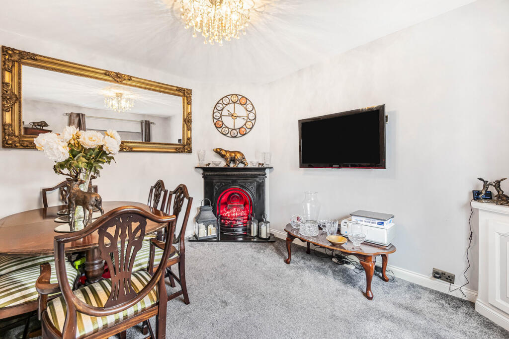 Additional property image - Sunnybank, Warlingham, CR6