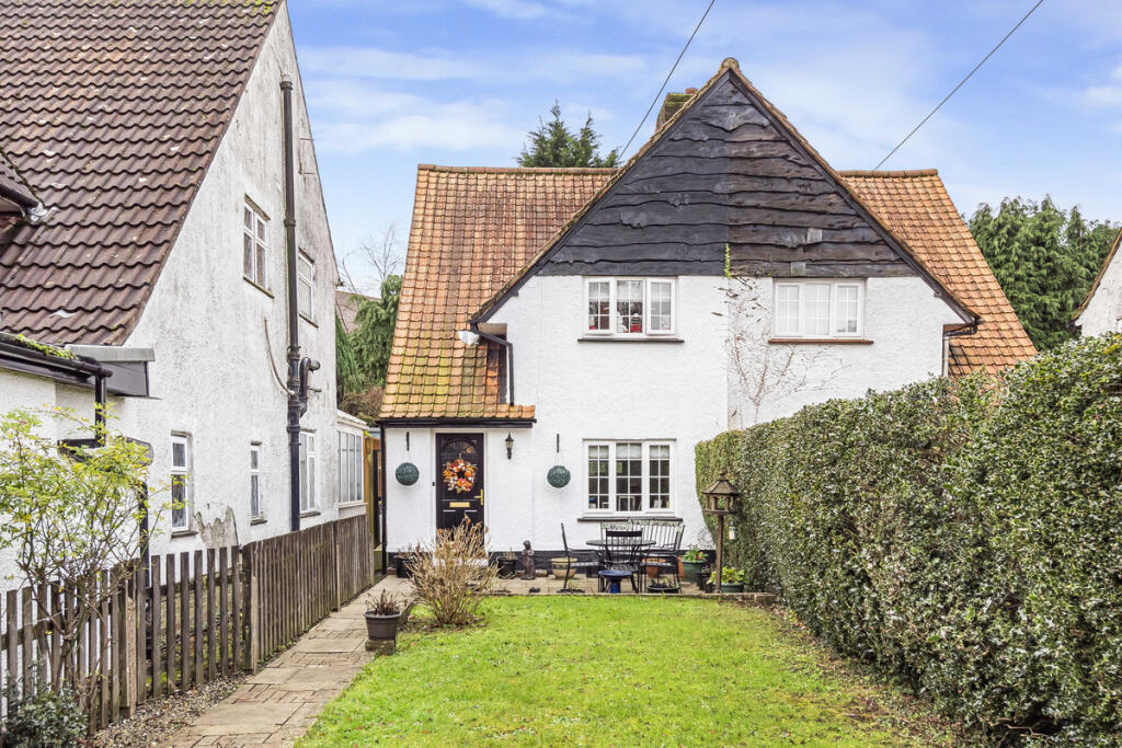 Additional property image - Sunnybank, Warlingham, CR6