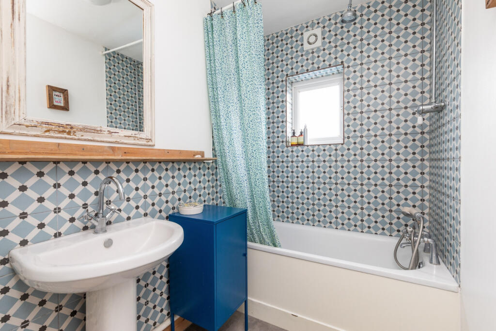 Additional property image - Montgomery Street, Hove, BN3