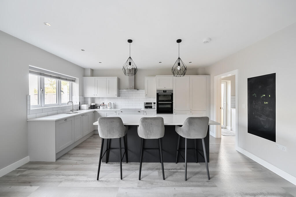 Additional property image - Badminton Road, Bristol, BS36