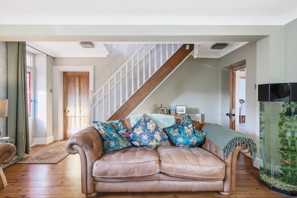 Additional property image - Woodend Road, Bristol, BS36
