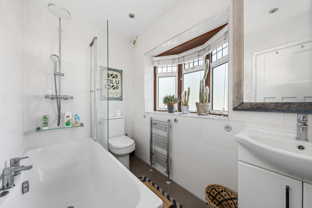 Additional property image - Haling Park Road, South Croydon, CR2
