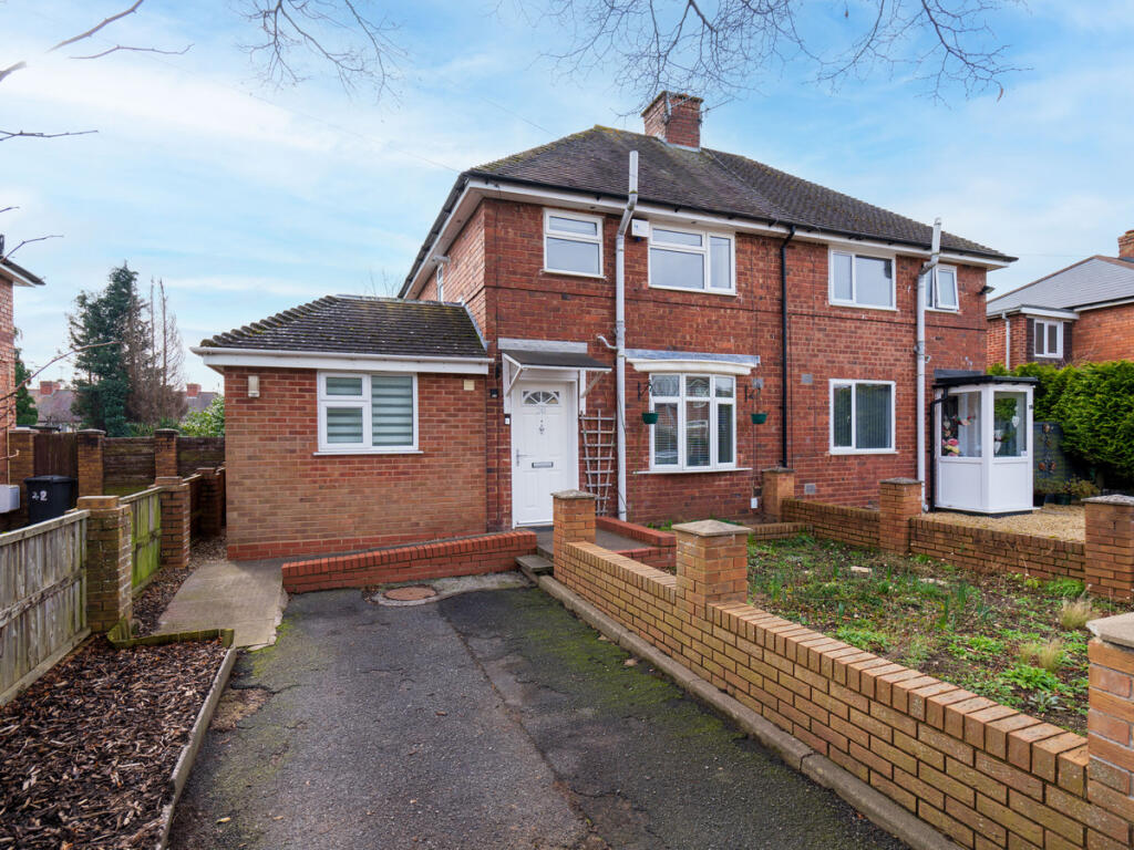 2 bedroom semi-detached house