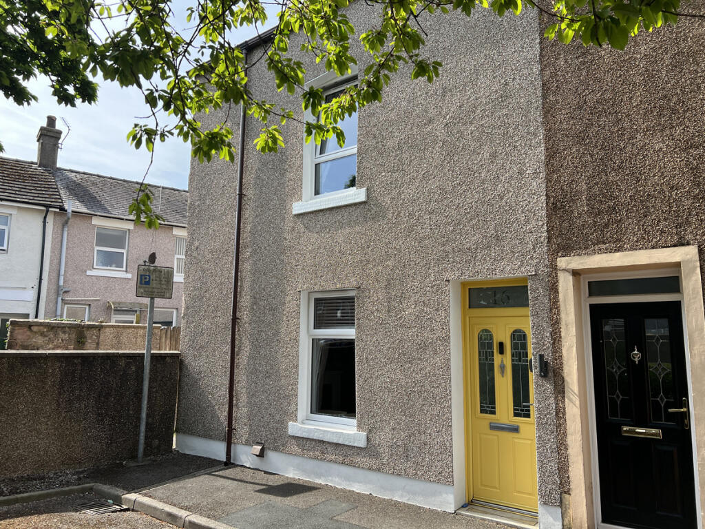 2 bedroom end of terrace house