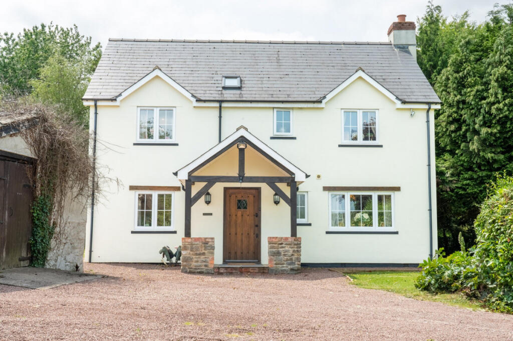 Main image of property: Five Lanes, Caldicot, NP26