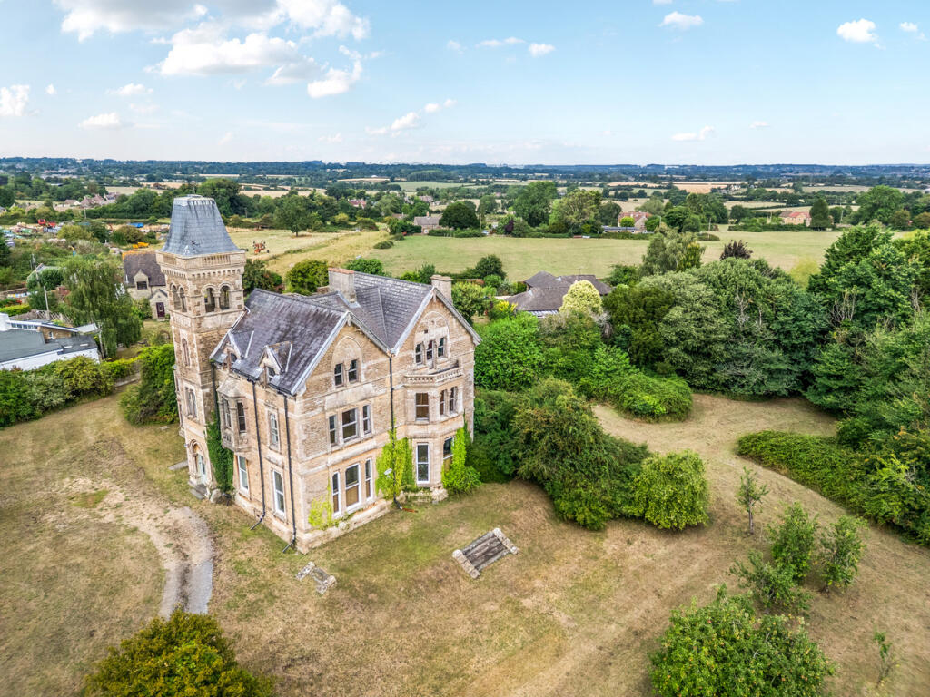 Main image of property: Chapel Knapp, Corsham, SN13