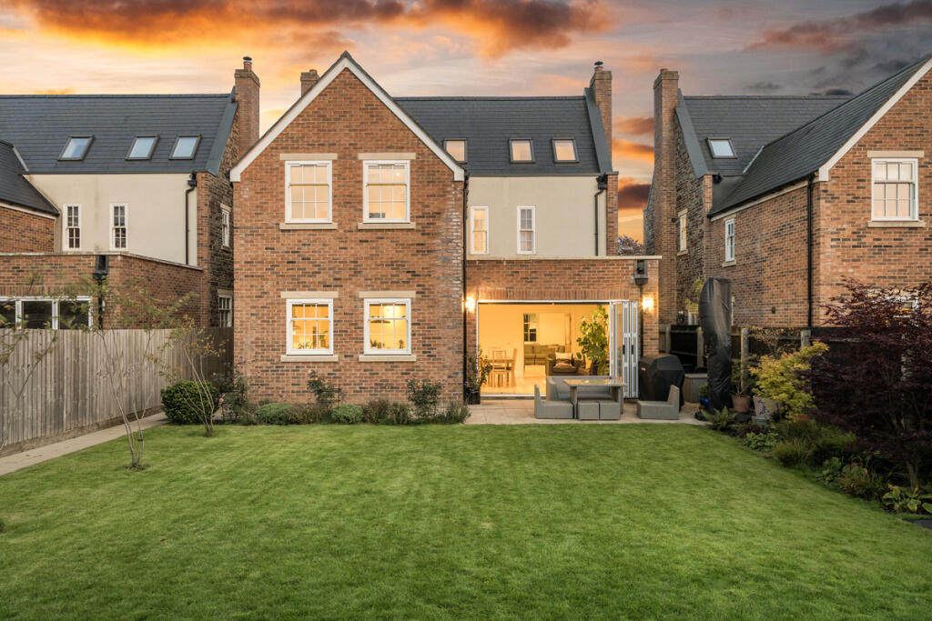 Main image of property: Mayfair Park, Bristol, BS36