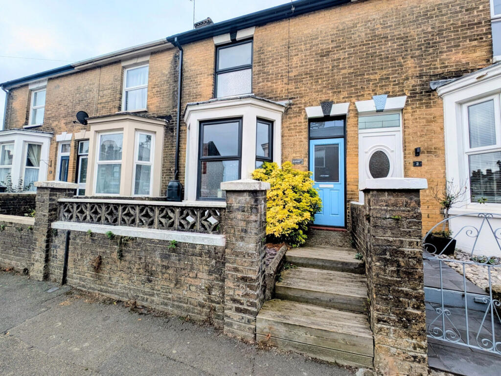 2 bedroom terraced house