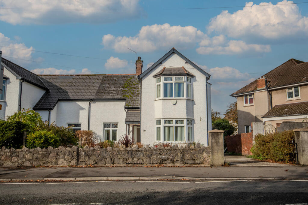 Main image of property: Heol Hir, Cardiff, CF14