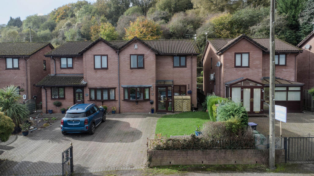 Main image of property: Tram Road, Cwmbran, NP44