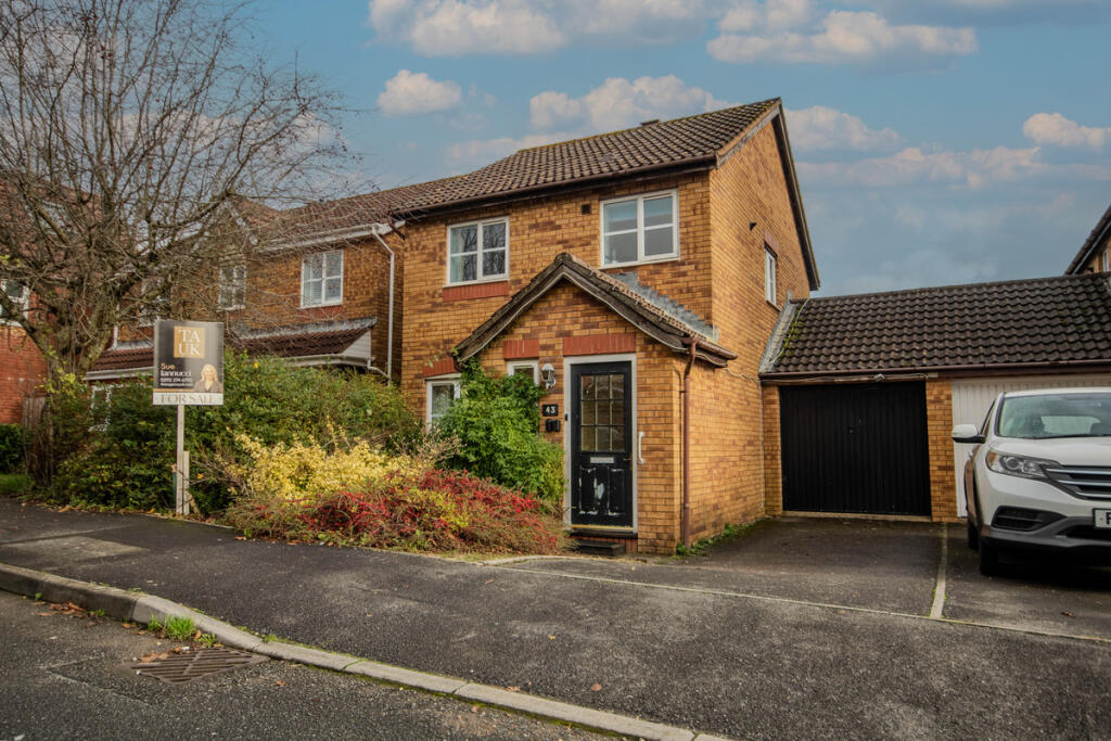 Main image of property: Newmill Gardens, Pontyclun, CF72