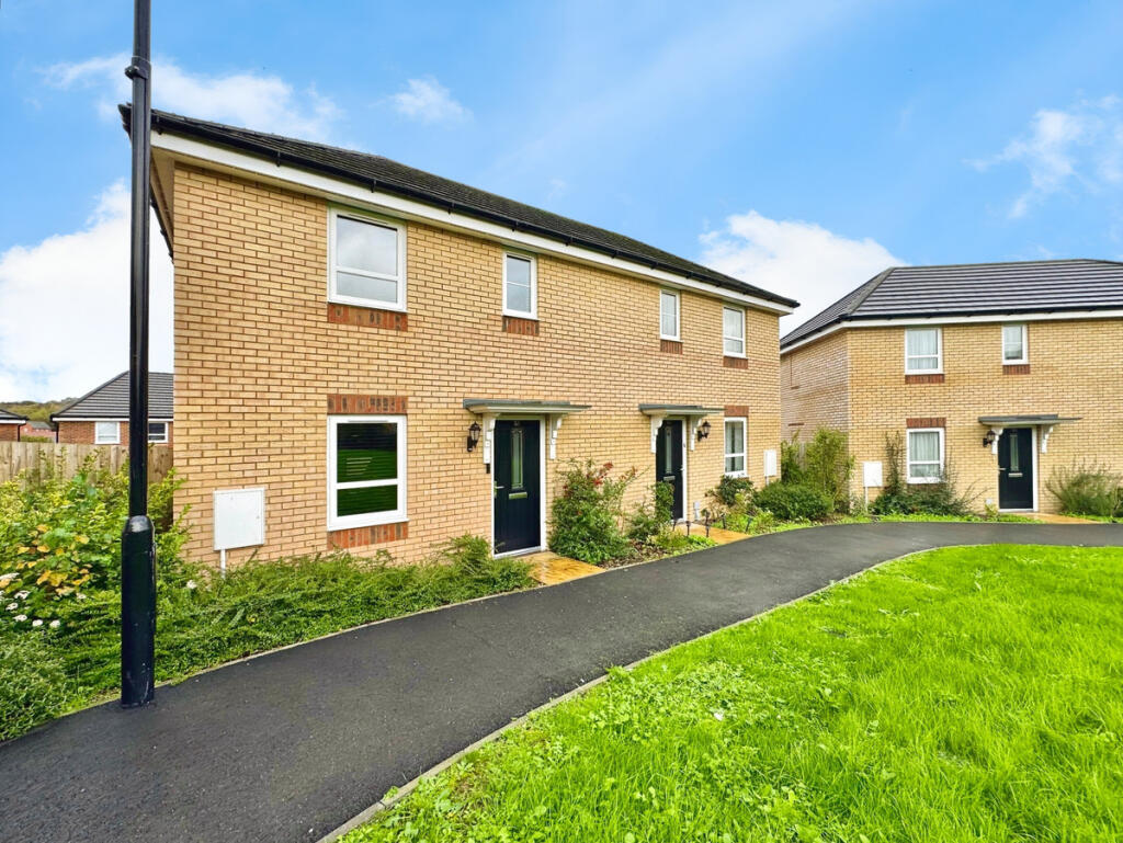 Main image of property: Angelica Grove, Newport, PO30