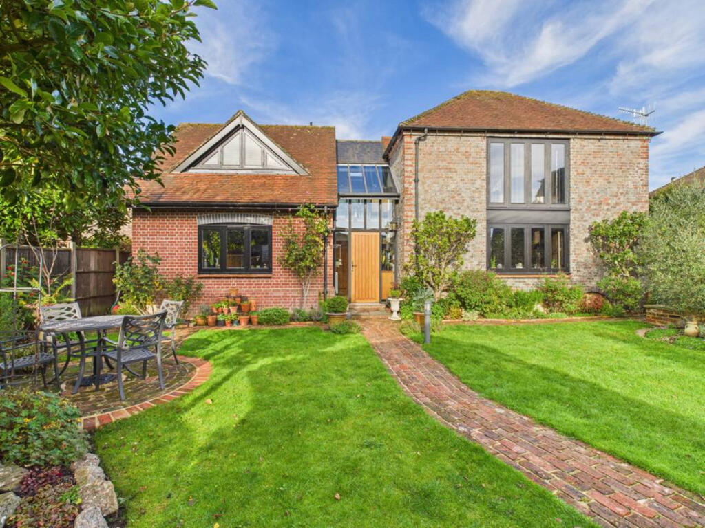 Main image of property: Nuthatch Close, Rowlands Castle, PO9