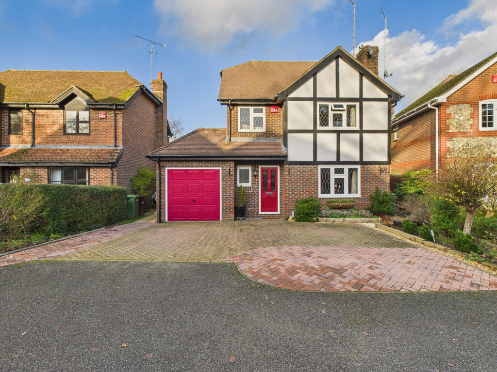 Main image of property: Dunnock Close, Rowlands Castle, PO9