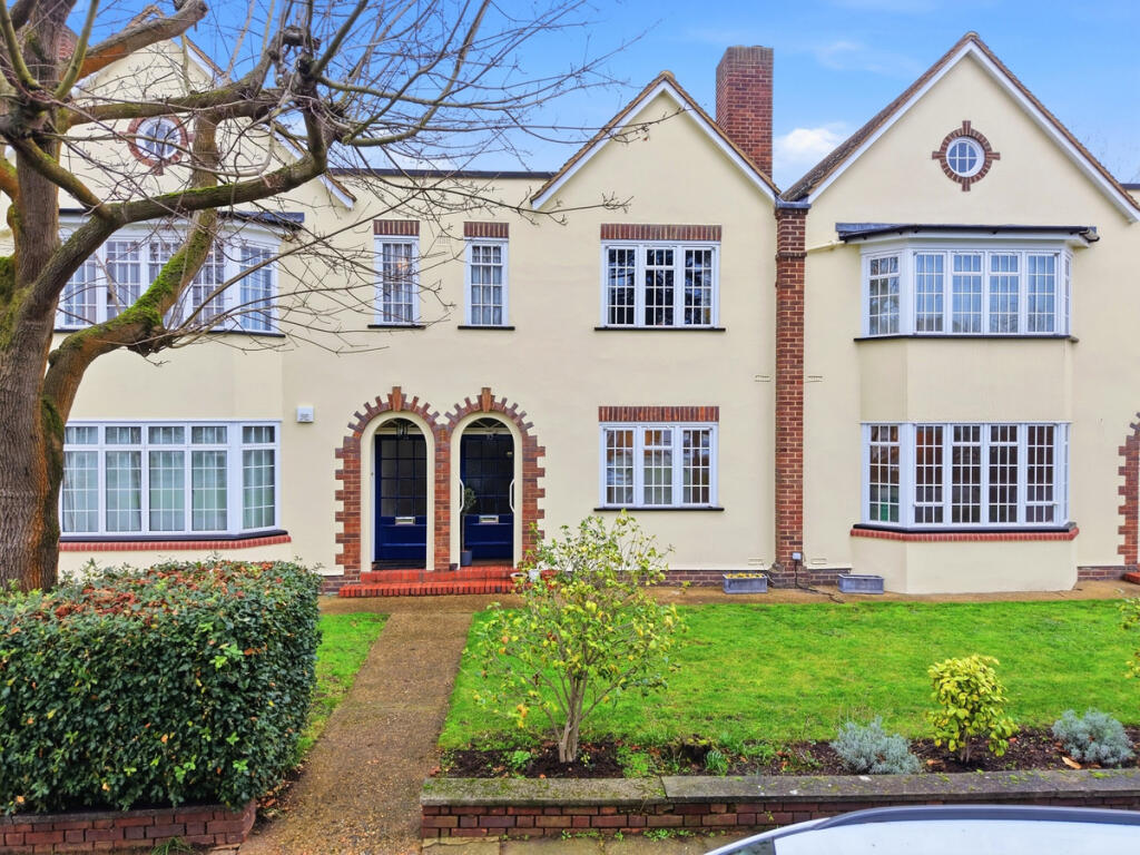 Main image of property: Lock Chase, London, SE3