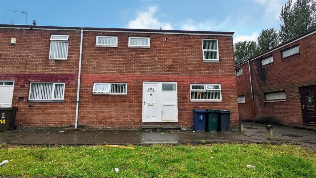3 bedroom terraced house for sale in Cherrycroft, Skelmersdale, WN8 9DH