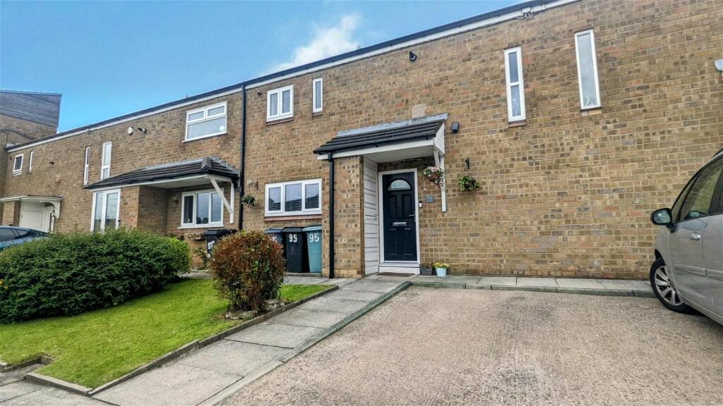 3 bedroom terraced house for sale in Inglewhite, Skelmersdale, WN8 6JG, WN8