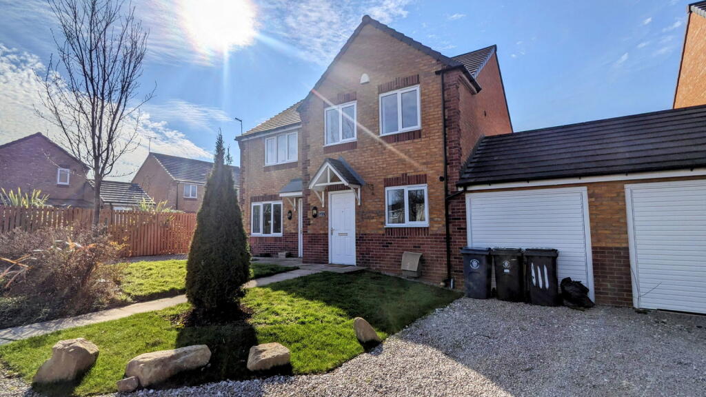 Main image of property: Findon Way, Skelmersdale, WN8 6HH