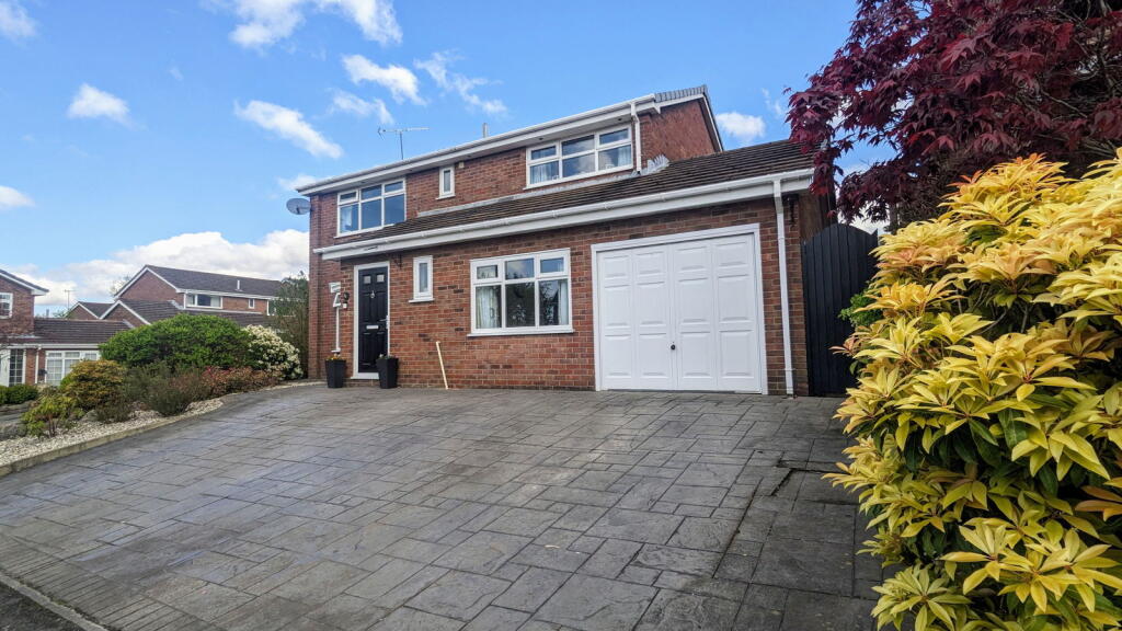 Main image of property: Kestrel Park, Skelmersdale, WN8 6TB
