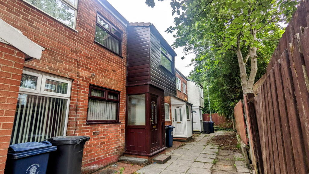 Main image of property: Brierfield,Skelmersdale,WN8 9JA
