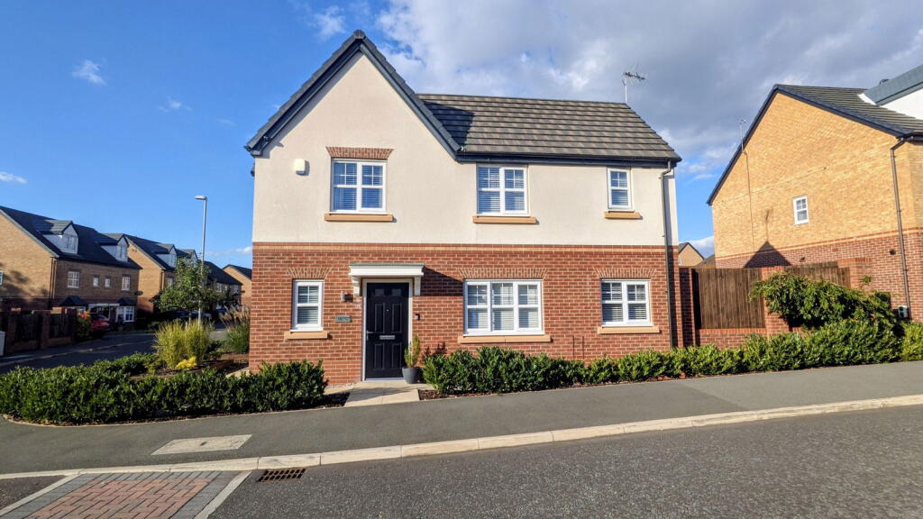 Main image of property: Jackfield Way, Skelmersdale, WN8 6EW