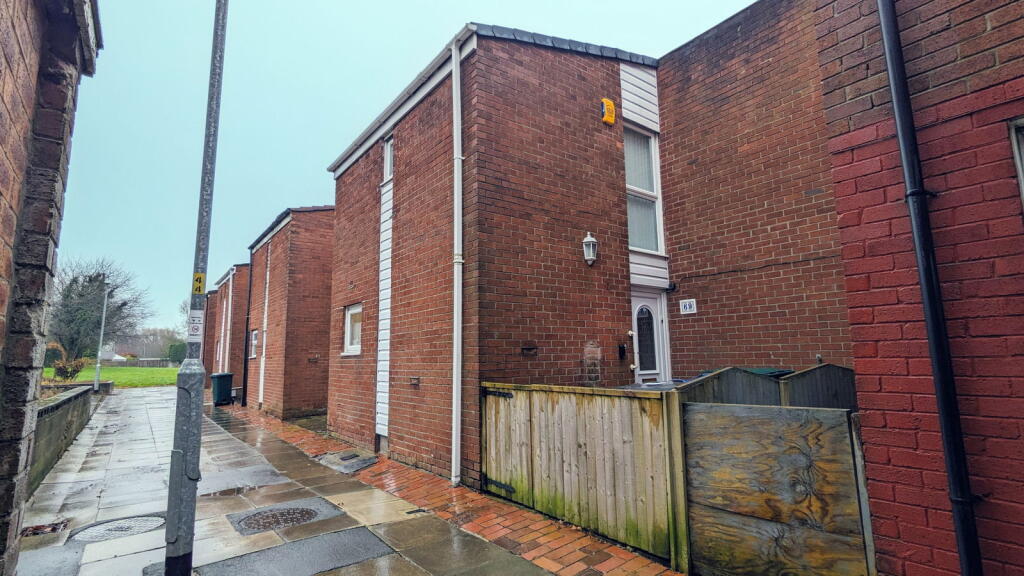 Main image of property: Tanfields, Skelmersdale, WN8 8NS