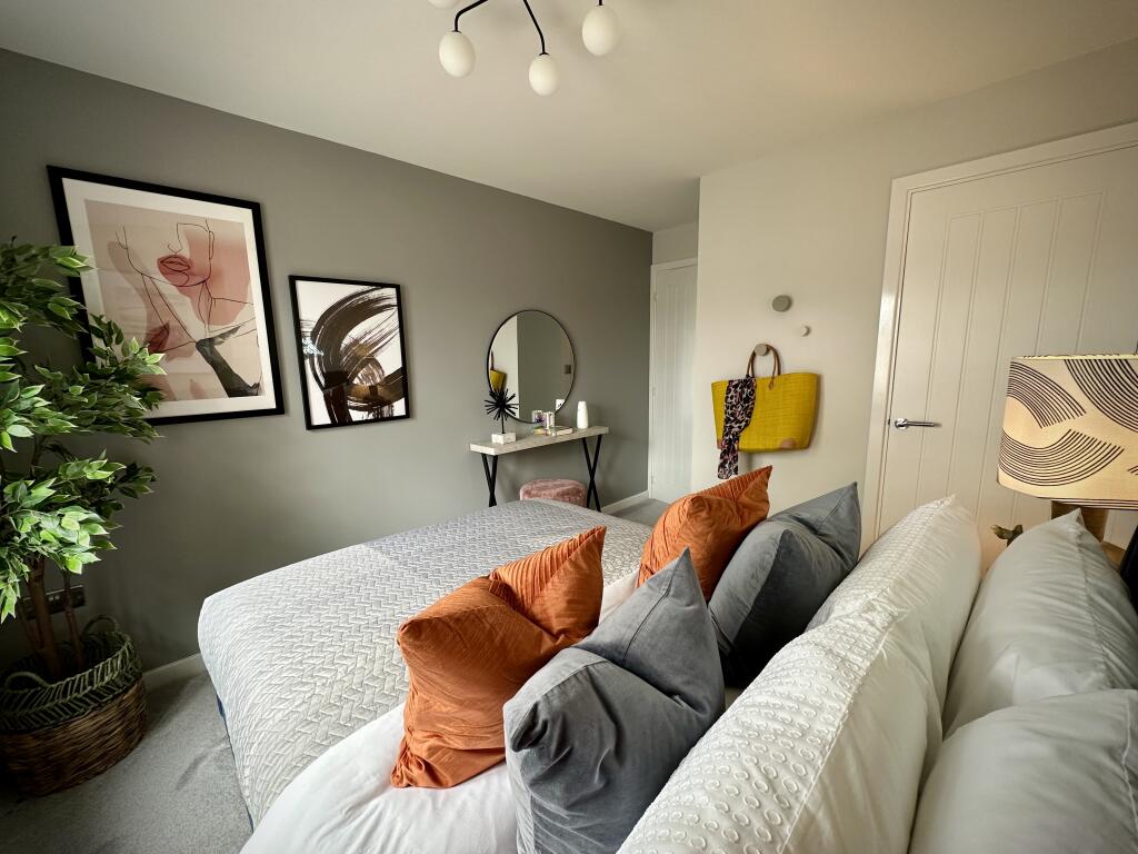 Additional property image - Langate Fields
Long Marston
Stratford-Upon-Avon
CV37 8GP