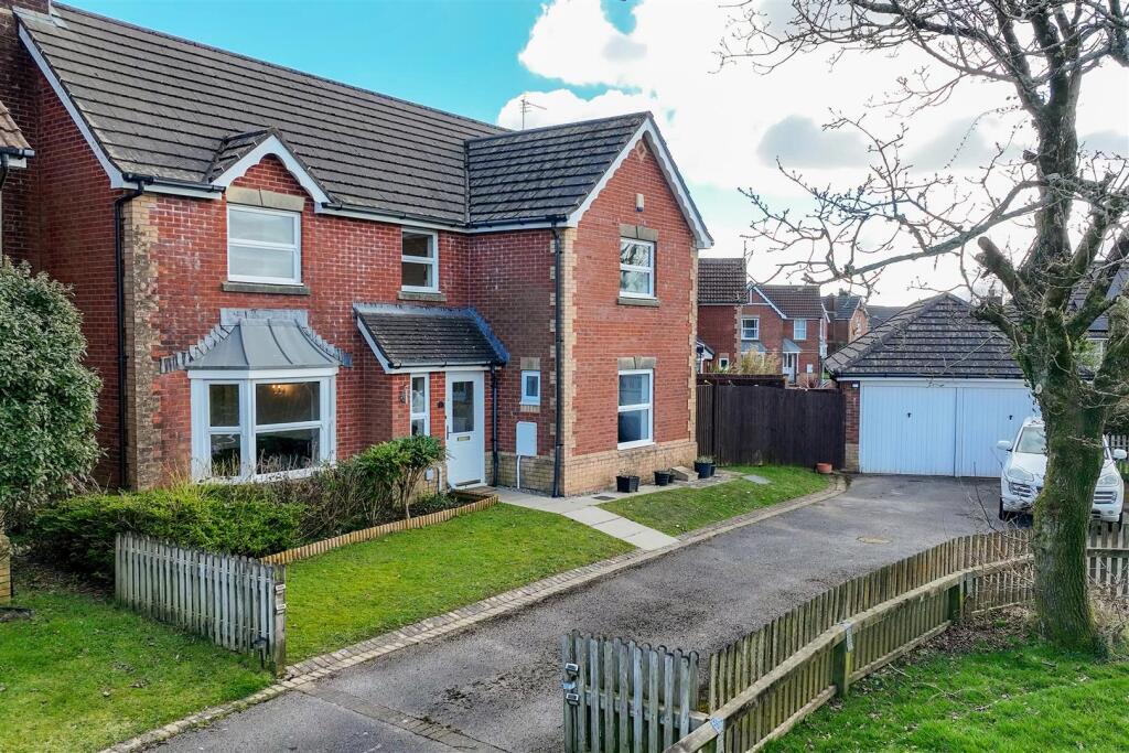 Main image of property: Coedfan, Sketty, Swansea