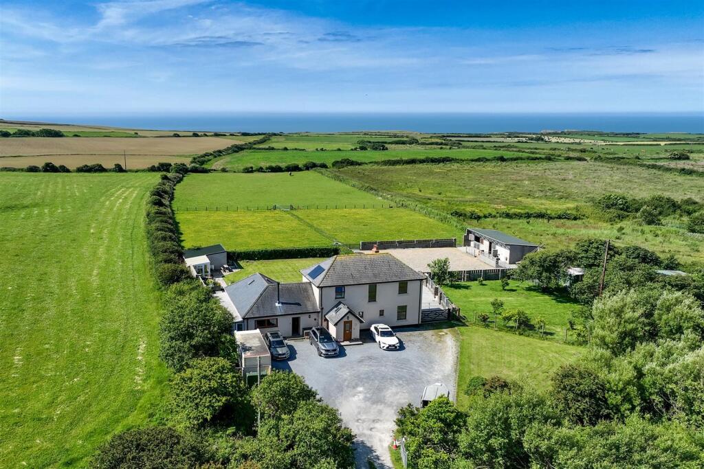 Main image of property: Rhossili, Swansea