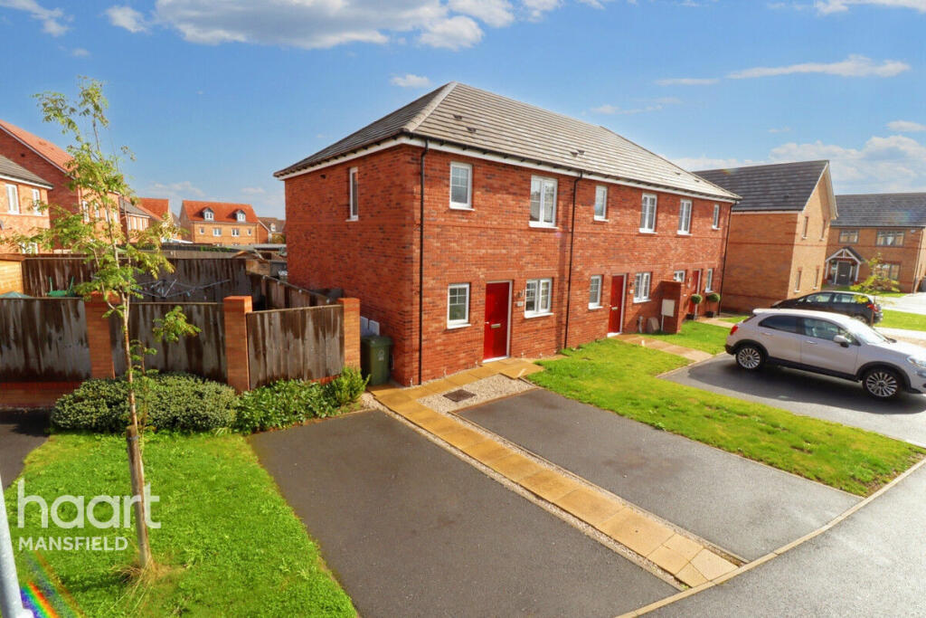 3 bedroom semidetached house for sale in 32 Rosebay Gardens, Mansfield