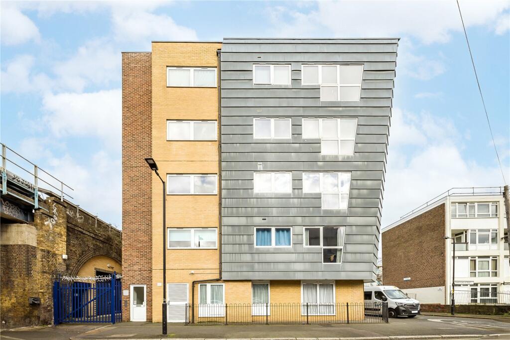 1 bedroom apartment for sale in John Ruskin Street, London, SE5