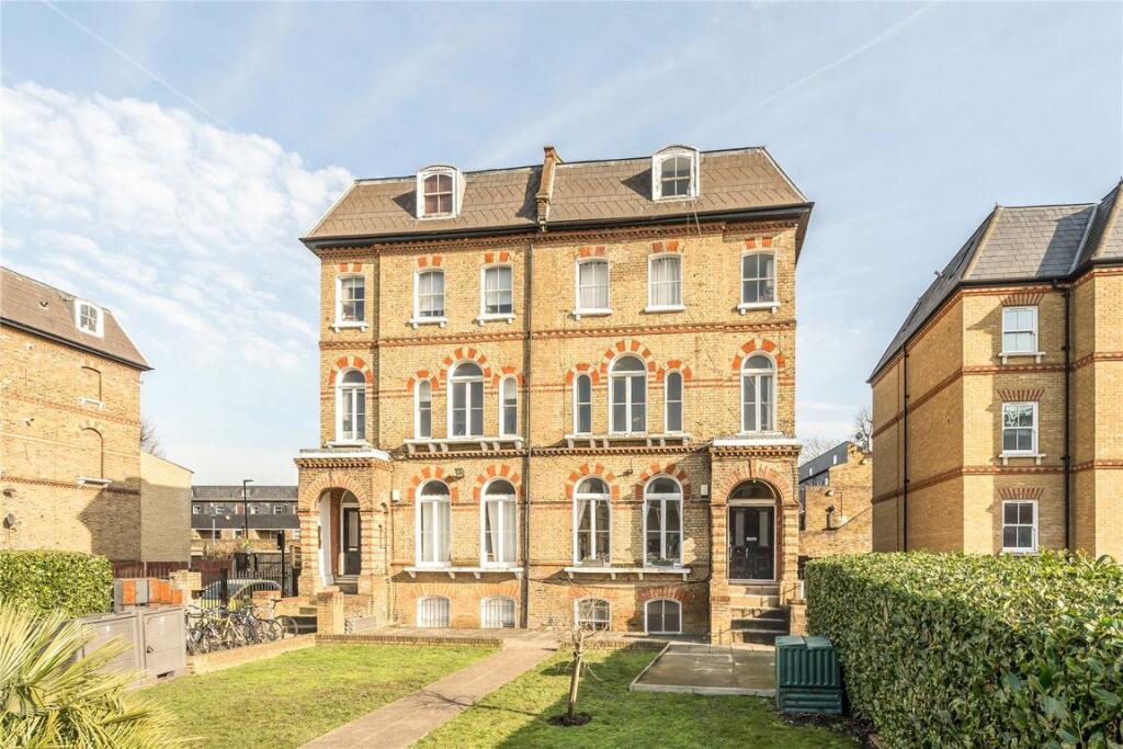 Main image of property: Brixton Road, Oval