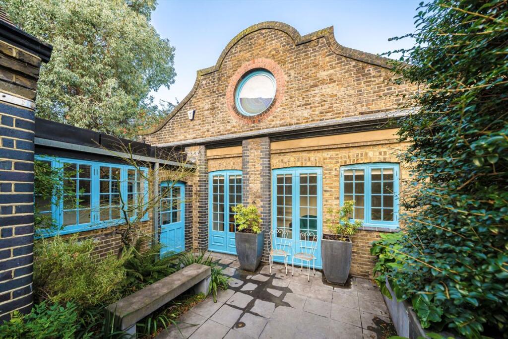 Main image of property: White Hart Street, Kennington