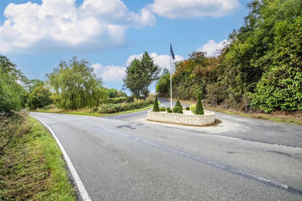 2 bedroom property for sale in Prices From £200,000 Medbourne Edge