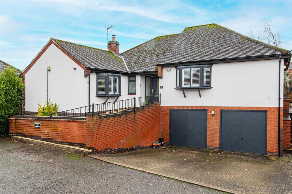 Main image of property: Manor Close, Claybrooke Magna, Lutterworth