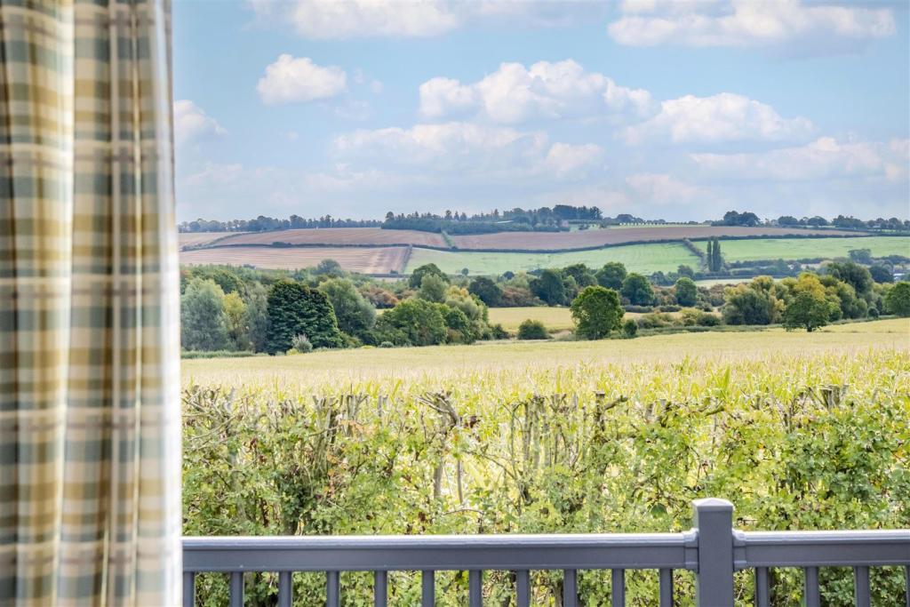 2 bedroom property for sale in Prices From £200,000 Medbourne Edge