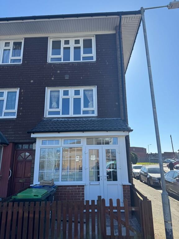 Main image of property: Cuin Walk, Smethwick, Birmingham, West Midlands, B66 3JD