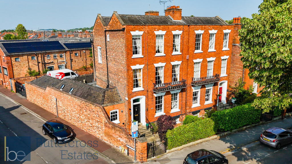 Main image of property: Balderton Gate, Newark, NG24 1RY