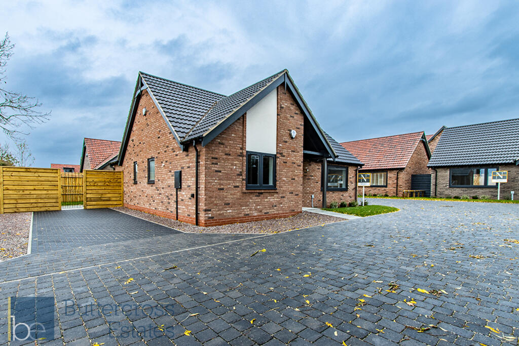 Main image of property: Main Road, Long Bennington