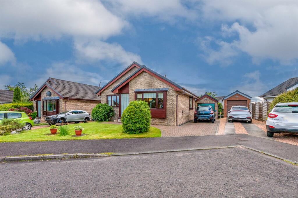 2 bedroom detached bungalow for sale in Inchbrakie Gardens, Crieff, PH7