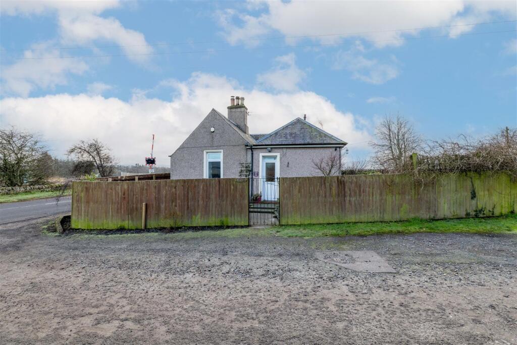 Main image of property: Forteviot